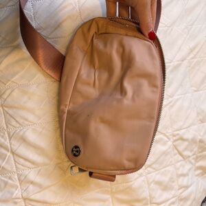 Lulu lemon pink belt bag